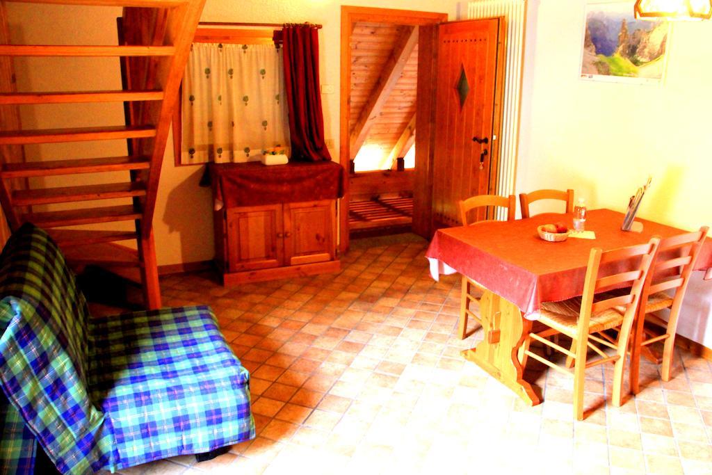 Agriturismo Pian Dei Tass Barcis Bilik gambar