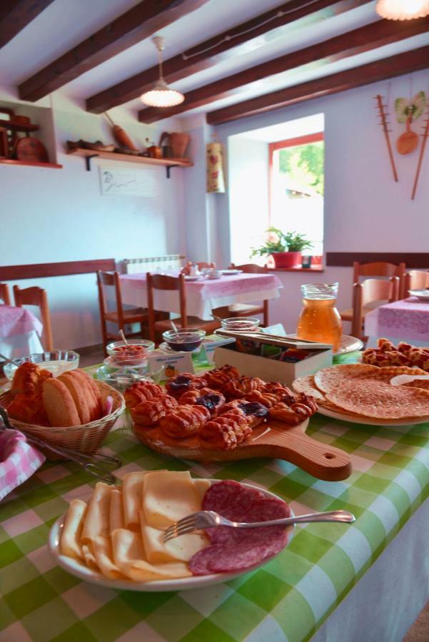 Agriturismo Pian Dei Tass Barcis Luaran gambar